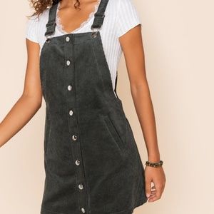 Francesca’s overall dress